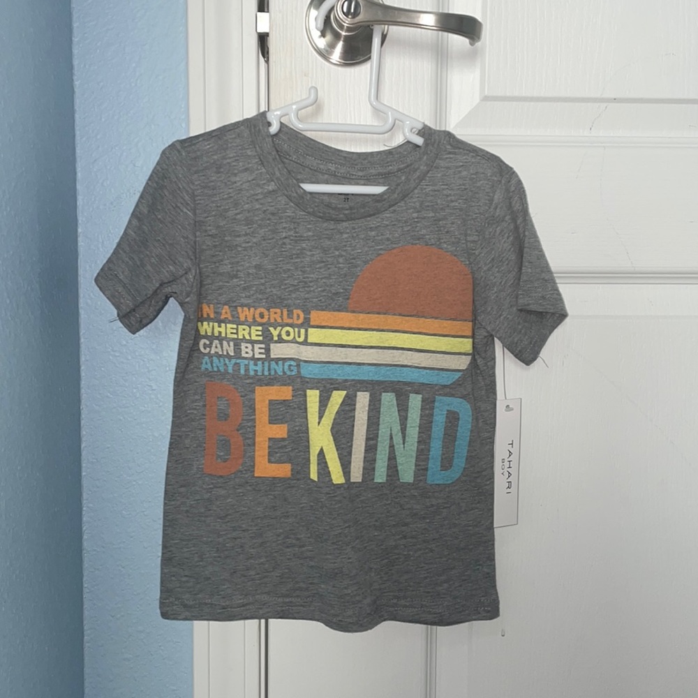 NWT Tahari toddler T-shirt
